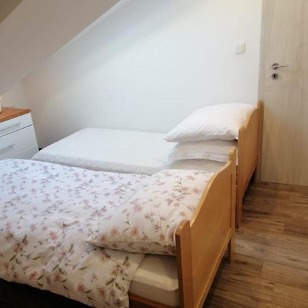 Apartman Dunatov Preko Exterior photo