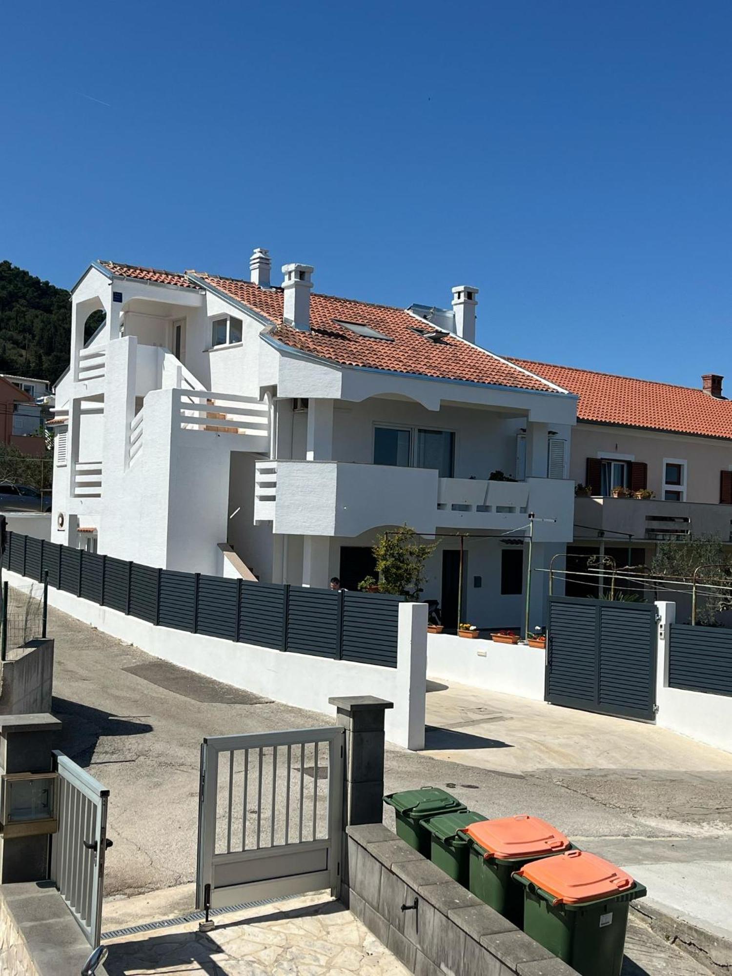 Apartman Dunatov Preko Exterior photo