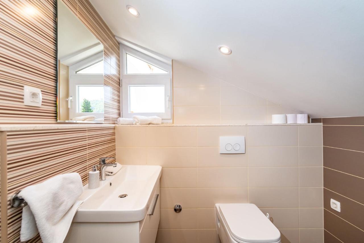 Apartman Dunatov Preko Exterior photo